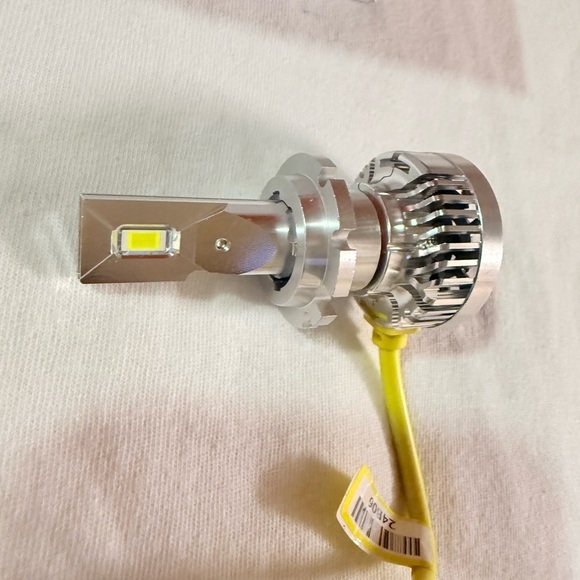 Headlight Experts LED Conversion Kit - Picture 6 of 6